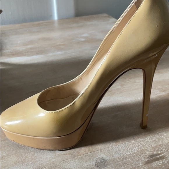Jimmy Choo nude platform pumps - Picture 2 of 5